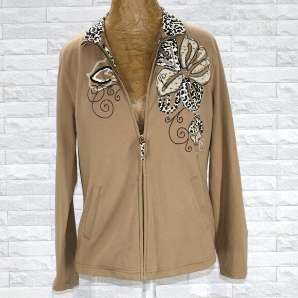 JM COLLECTION Sweatshirt Front Zip Animal Print Floral Embellished Studs Tan M - Picture 1 of 14